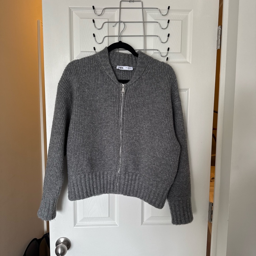 Zara Gray Cardigan Sweater with Ribbed Details